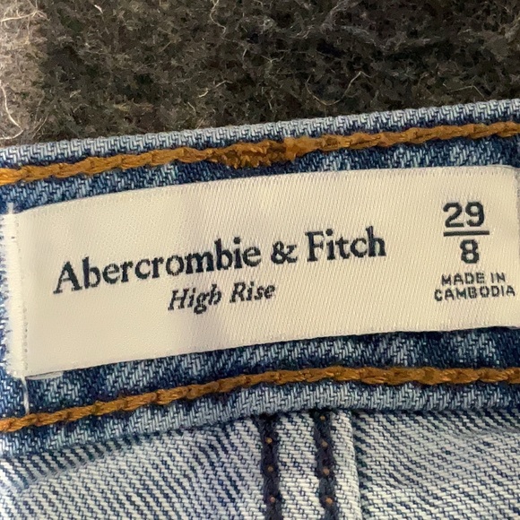 Abercrombie & Fitch High Rise Denim - Picture 3 of 3